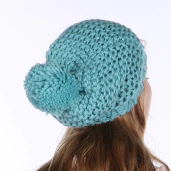 Teal Blue Oversized Knit Winter Beanie - Picture 3 of 3
